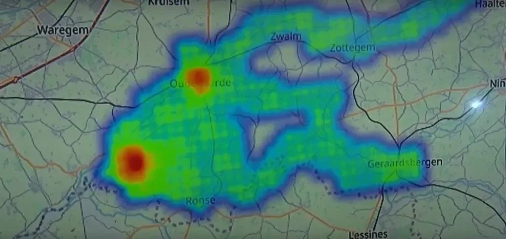 Luzmo crowd-management heatmap dashboard built with Proximus